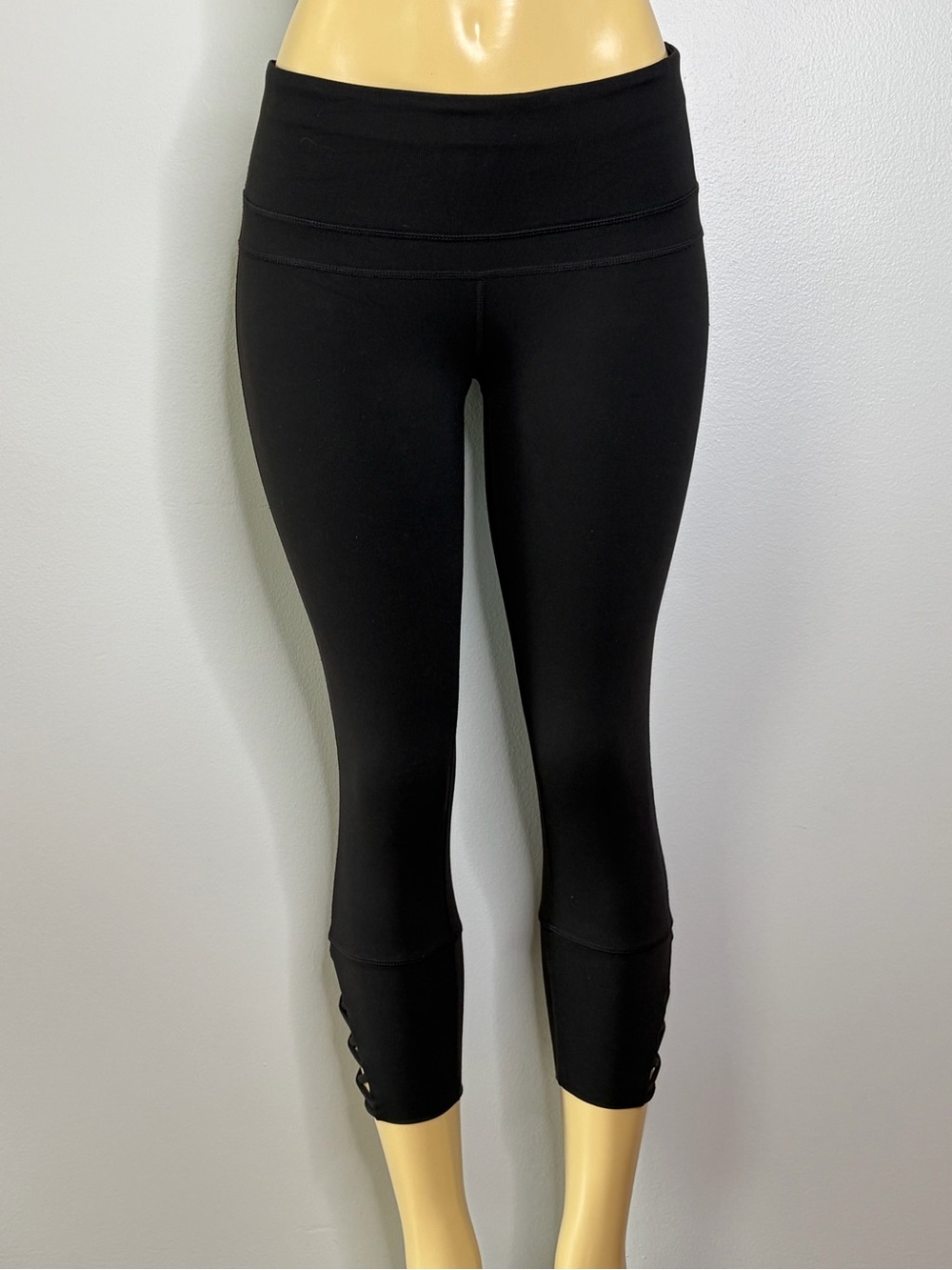 Prana Black and Gray Logo Tee Leggings Size S
